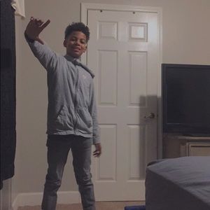 Meet your Posher, Adrian